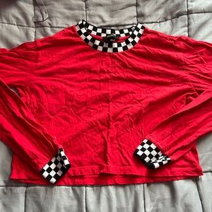 f21 red long sleeved crop top w checkerboard